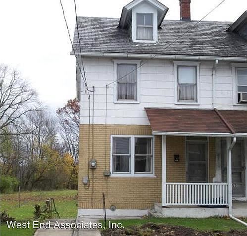 1st image of 2427 Dewey Ave