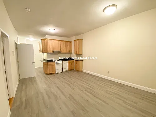 19 Aberdeen St #4A Photo 1