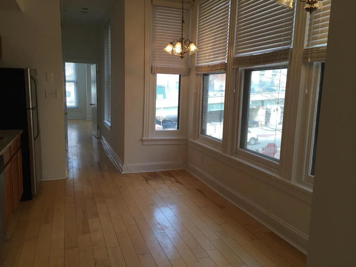 1 bed, 779 sqft, $1,750 — Photo 3