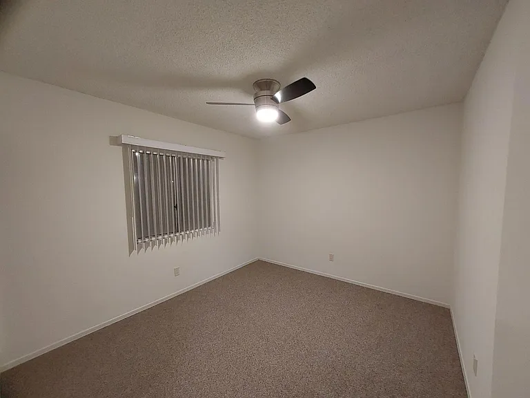 2215 W 182nd St #5 — Photo 10