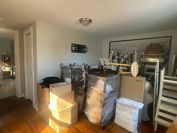 5th image of 33 Winthrop Ave
