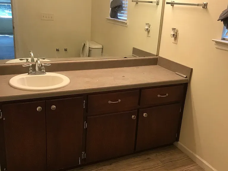 427 Lancaster Loop — Photo 11