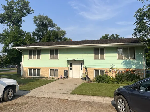 302 Market St, Langford, SD 57454