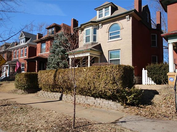 2nd image of 3647 Juniata St