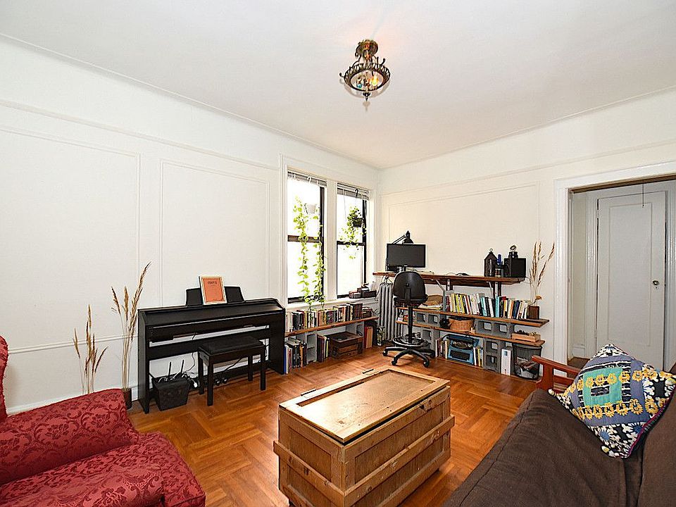1st image of 3150 33rd St APT 10B