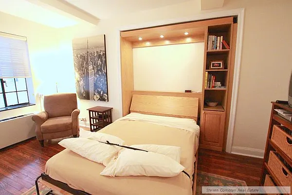 Sold by Steven Corcoran Real Estate | media 11