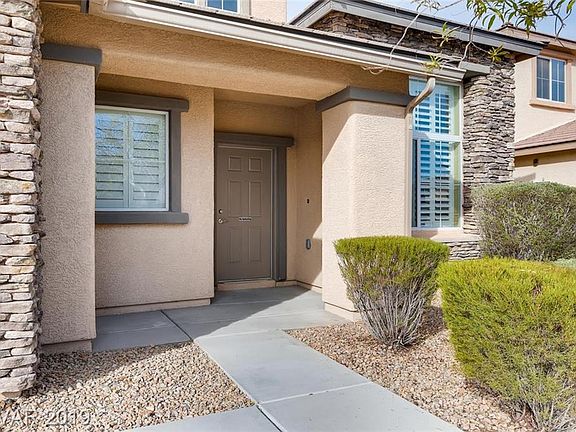 4th image of 10320 Blue Ginger Dr