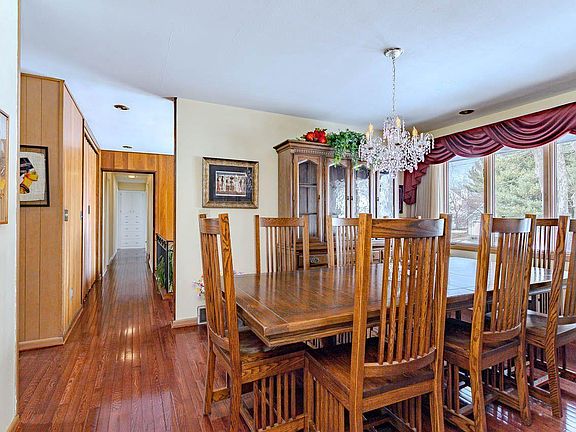 4th image of 1411 MARQUARDT ROAD