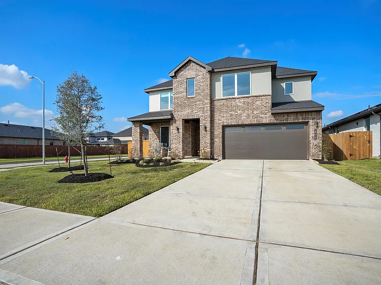 28458 Hazel Trl — Photo 2