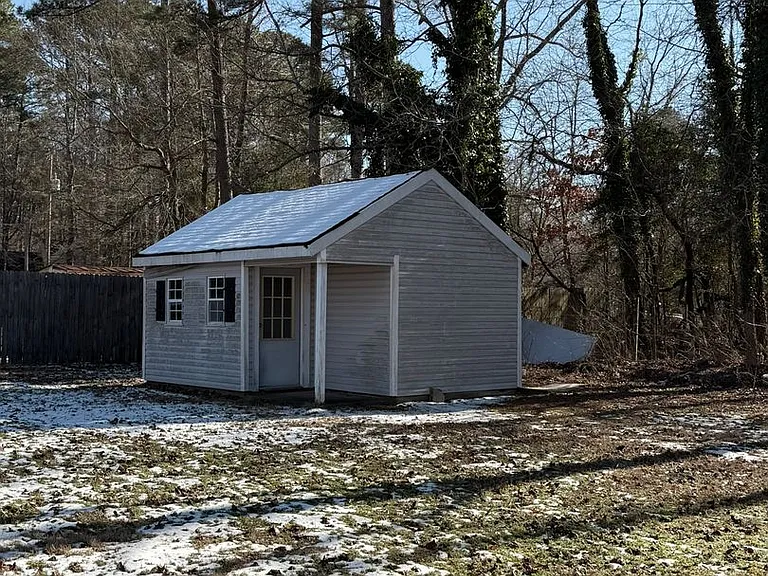 6096 Coke Ln — Photo 22