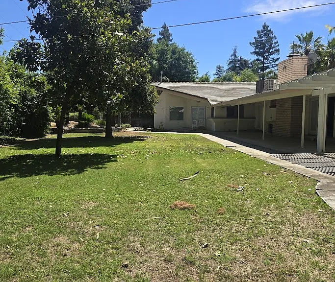 1176 W San Bruno Ave — Photo 69