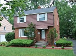 4923 Farnhurst Rd, Lyndhurst, OH 44124