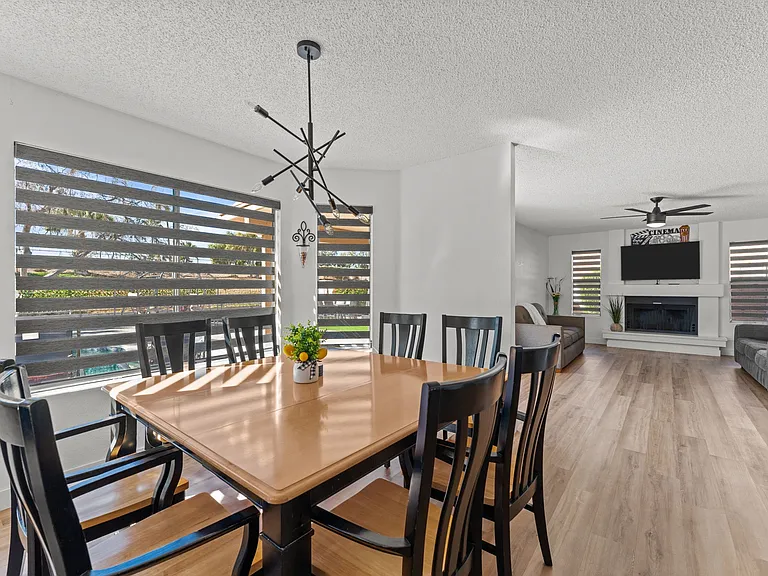 11417 W Orange Blossom Ln — Photo 44