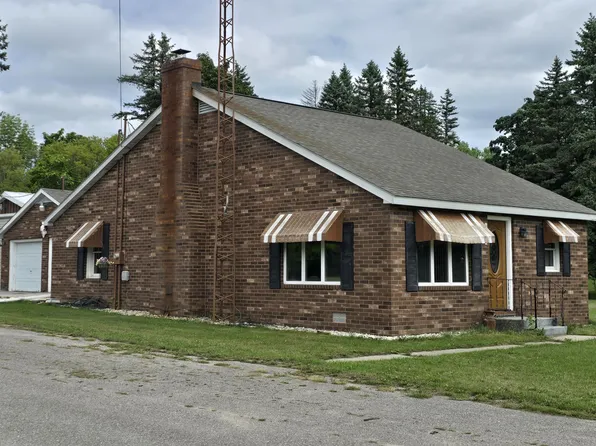 4256 E Wealthy St, Fountain, MI 49410