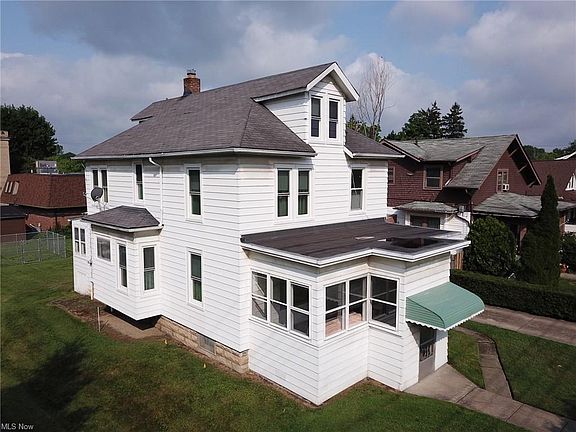 2nd image of 684 Washington St