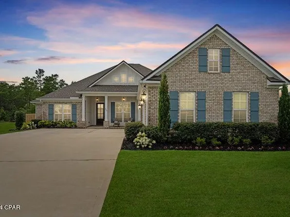 329 Mill Pond Cv, Freeport, FL 32439