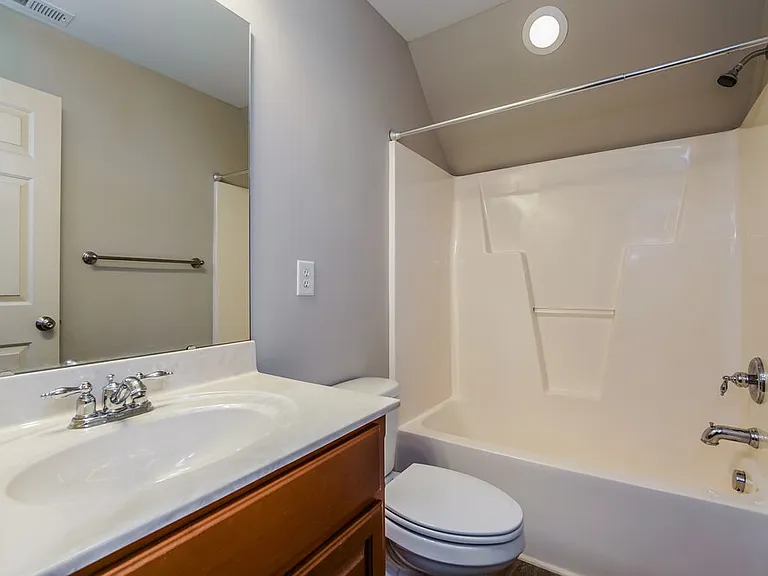 169 N Farm Dr — Photo 15