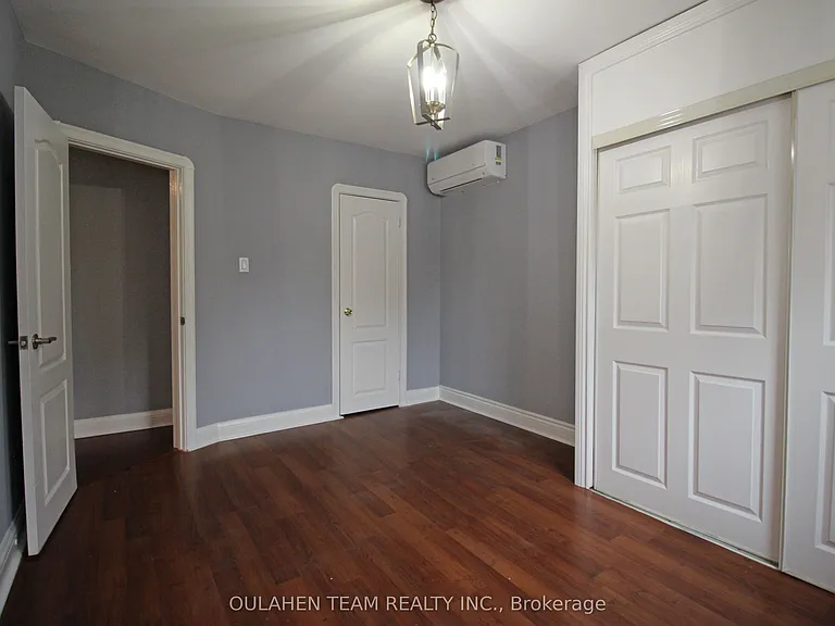 38 Finch Ave W — Photo 12