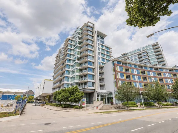 6951 Elmbridge Way #610, Richmond, BC V7C 0A4