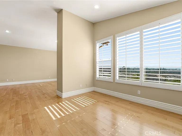 2536 Brennen Way — Photo 28