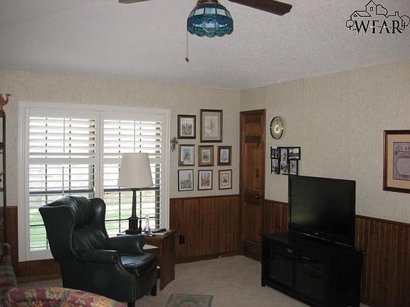 4th image of 2505 Garden Grove Ln