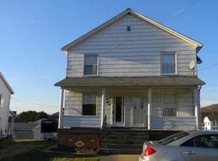163 Main St, Smock, PA 15480