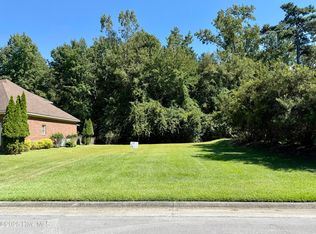 1300 Albury Ct, New Bern, NC 28562
