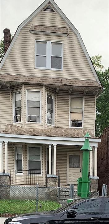1st image of 535 Van Cortlandt Park Ave