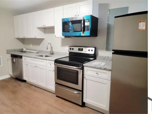 2504 Francis St, Baltimore, MD 21217