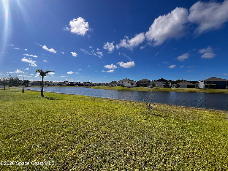 563 Corbin Cir SW — Photo 20
