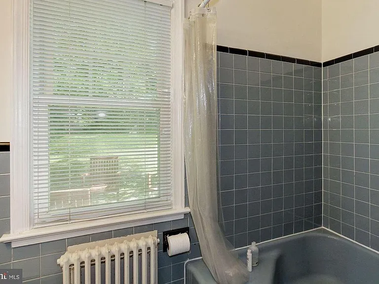 5065 Macarthur Blvd NW — Photo 9