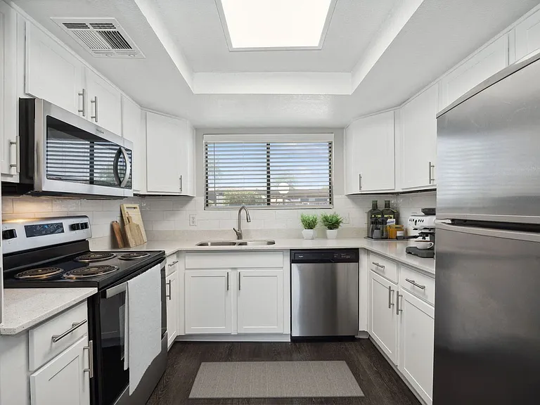 Sonoran Apartment Homes — Photo 1
