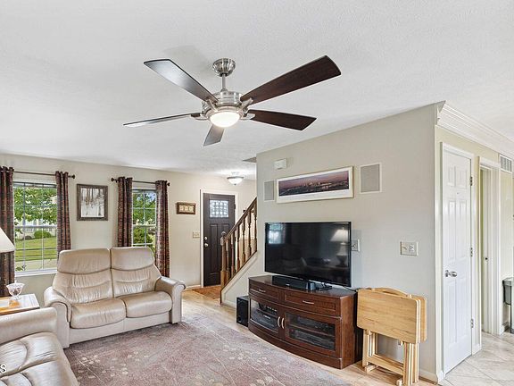 4th image of 5021 Open Meadow Dr