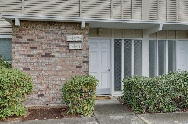 1st image of 5712 122nd Pl SE APT 252