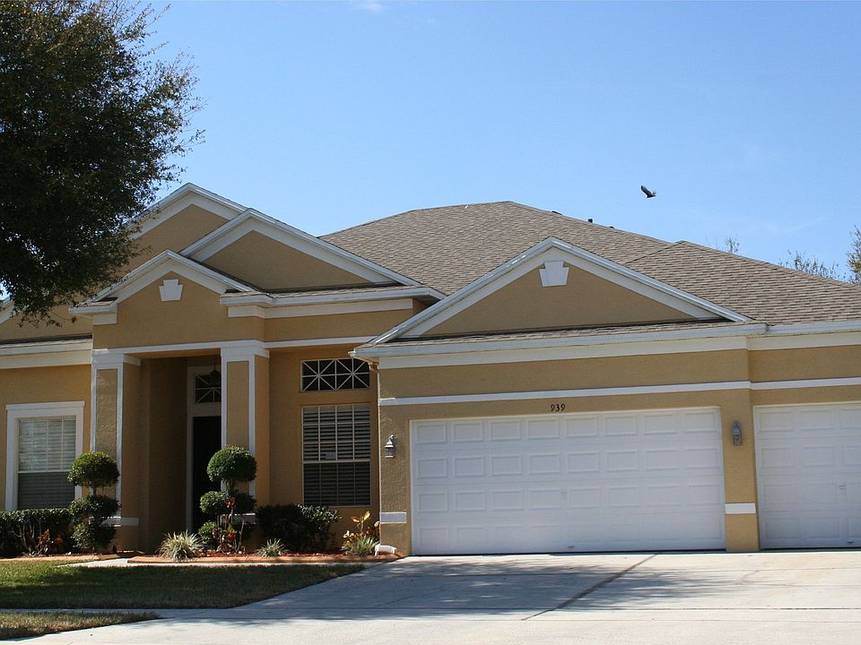 1st image of 939 Moonluster Dr