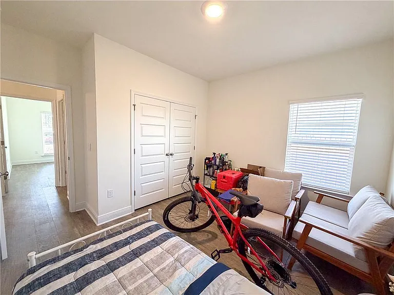27137 Augustine Dr — Photo 27