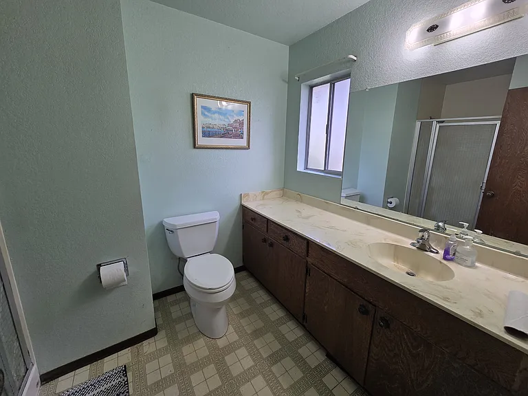 2812 Harrison Ave — Photo 9