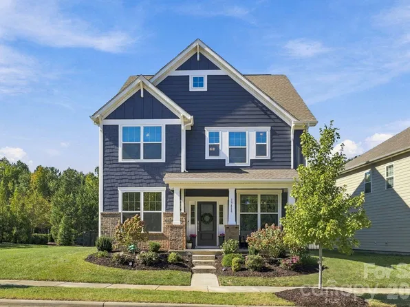15415 Davidson East Dr, Davidson, NC 28036
