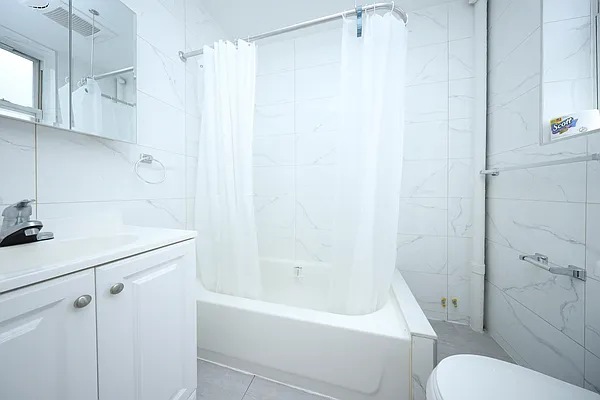 Sold by Remax Edge | media 14