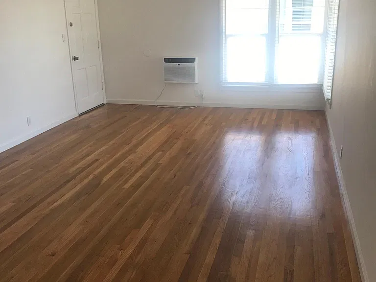 1431 S Fairfax Ave #2 — Photo 3