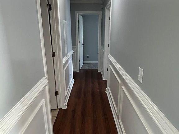 5th image of 121 Calico Ct