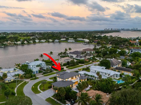 11721 Lake Shore Place, North Palm Beach, FL 33408