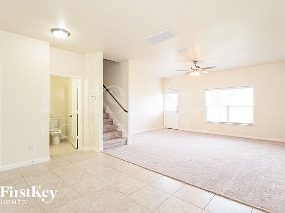 2nd image of 4330 Elderberry St
