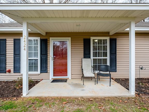 2nd image of 2424 Whispering Pine Rd