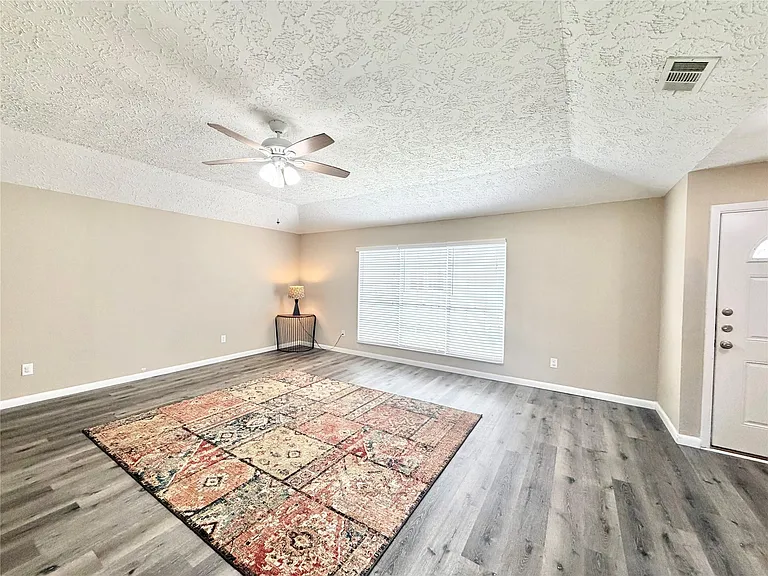 13330 Cologne Dr — Photo 7