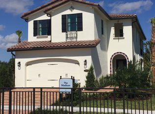 555 SW 113th Ln, Pembroke Pines, FL 33025