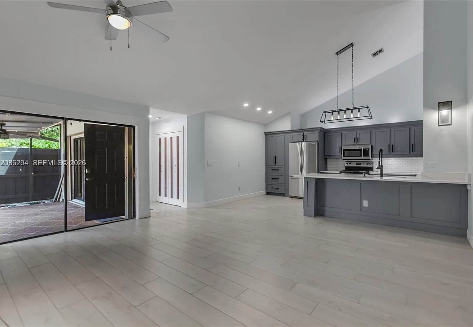 Summit Pines Unit 3 — Photo 4