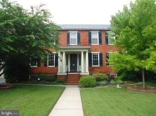 324 W Boscawen St, Winchester, VA 22601
