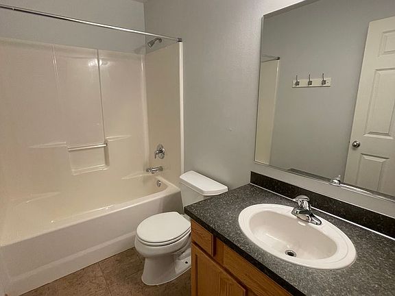 3rd image of 1890 SW Scenic Heights St APT E2