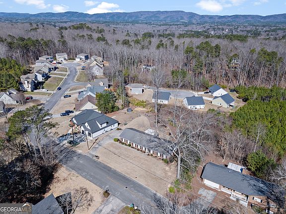 4th image of 112 Thornwood Dr SW